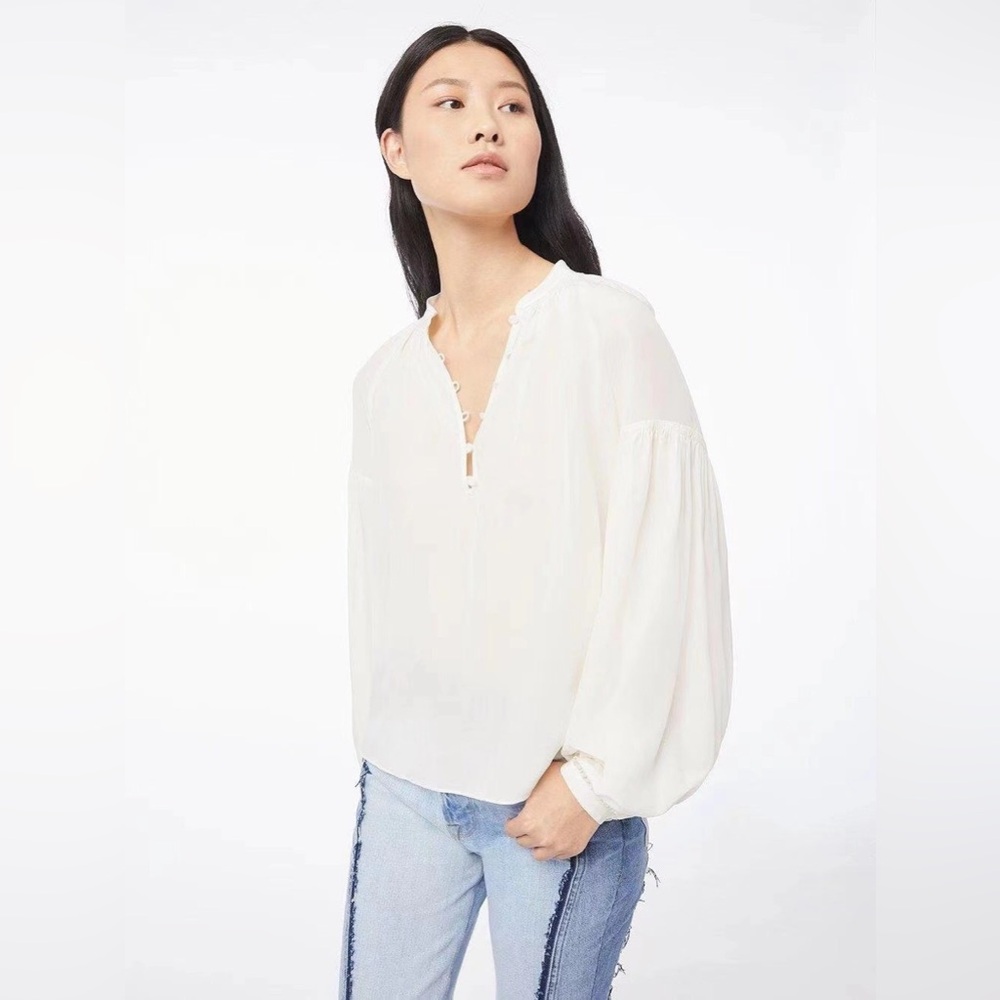NWT Frame Billow Silk Long Sleeve Smocked Collar Blouse Off White Sz S